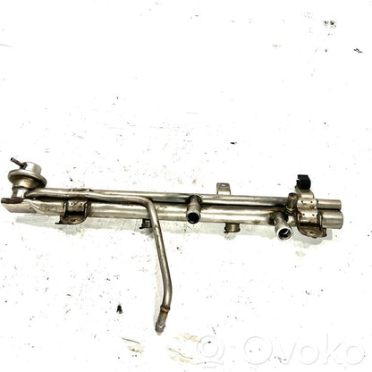 Degvielas maģistrālā caurule