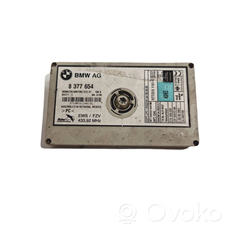 Antenas vadības bloks