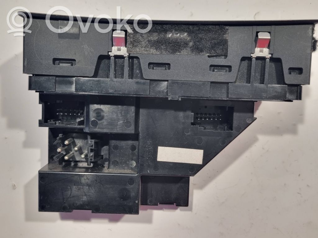 Elektrisko logu slēdzis