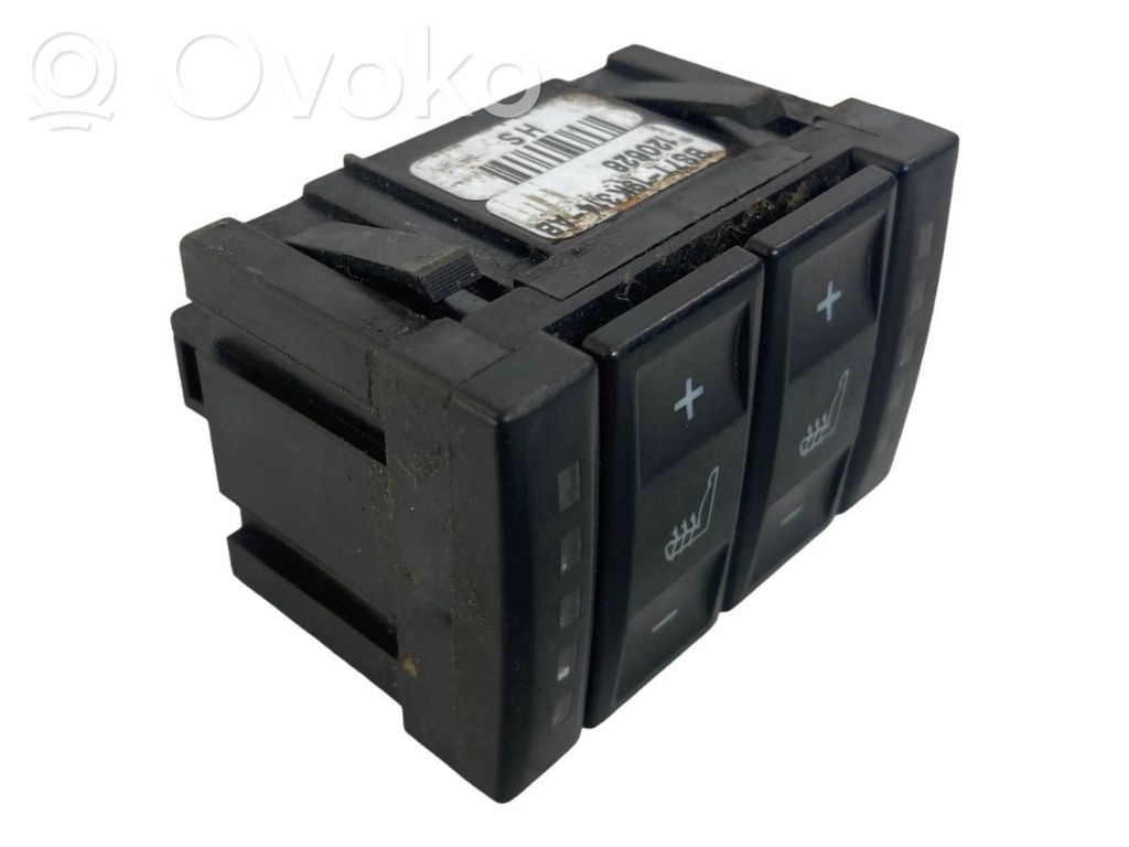 Выключатель подогрева сидений