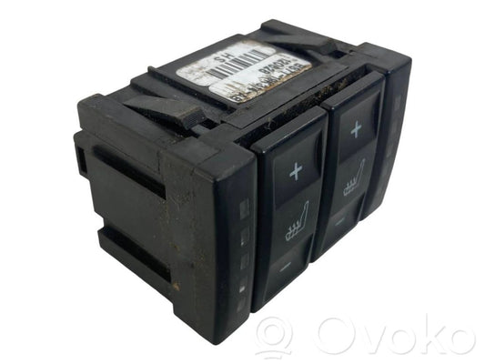 Sēdekļu apsildes slēdzis