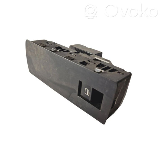 Power window switch