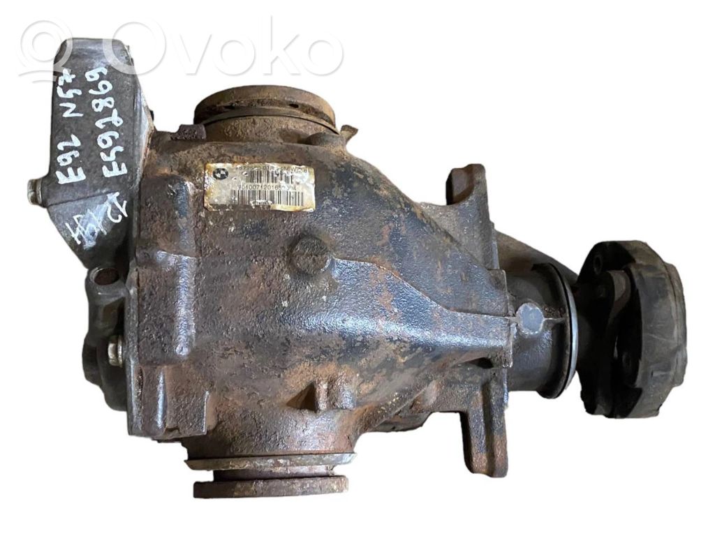 Aizmugurējais reduktors