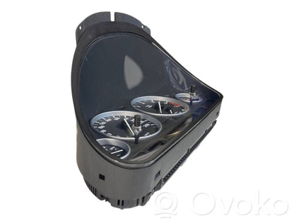 Spidometrs (instrumentu panelī)