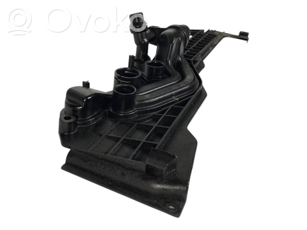 Caurulīte (-es) / šļūtene (-es)