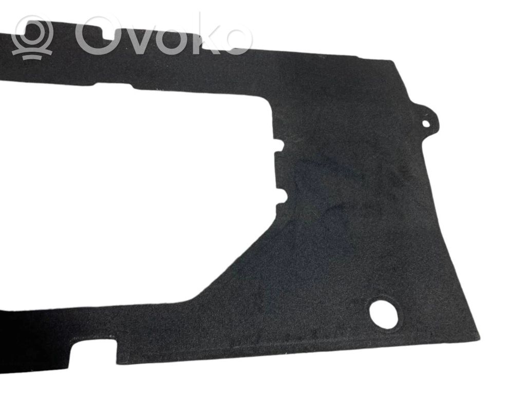 Bagāžnieka paklājiņš