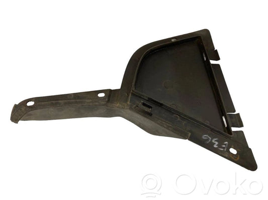 Lower wing