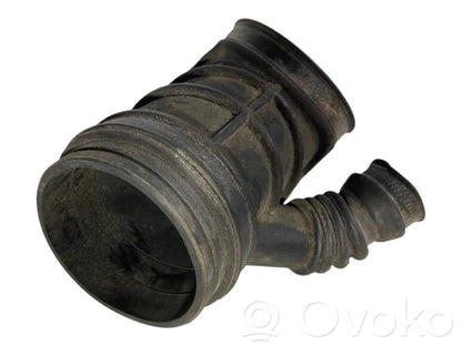 Šļūtene (-es) / caurule (-es)