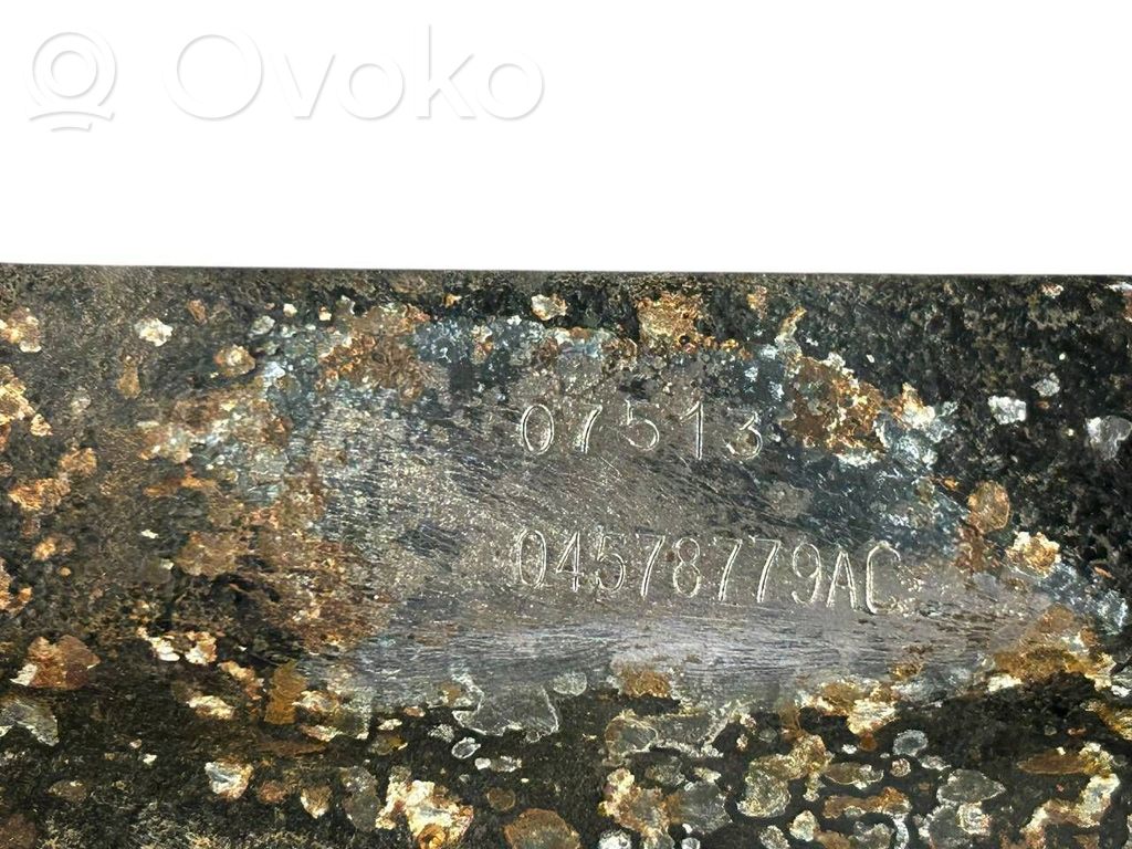 Pārnesumkārbas stiprinājuma kronšteins