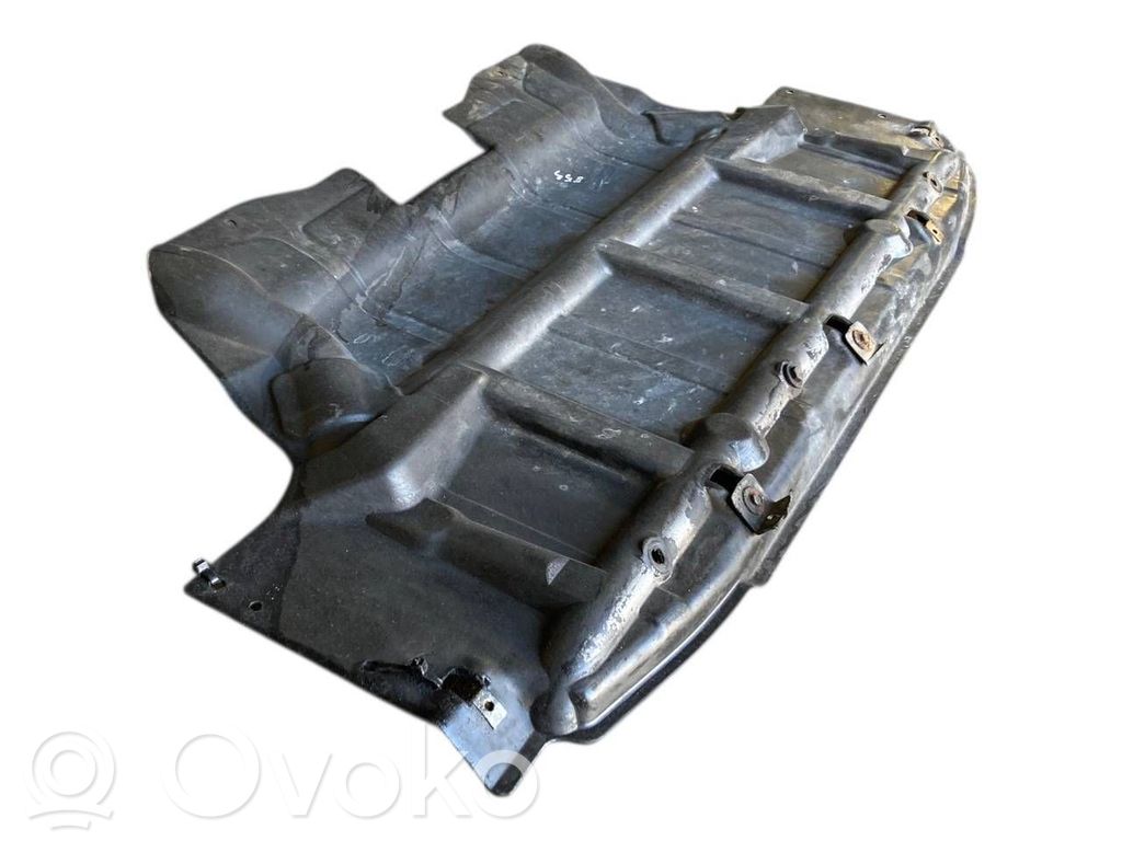 Dzinēja apakšas aizsargs