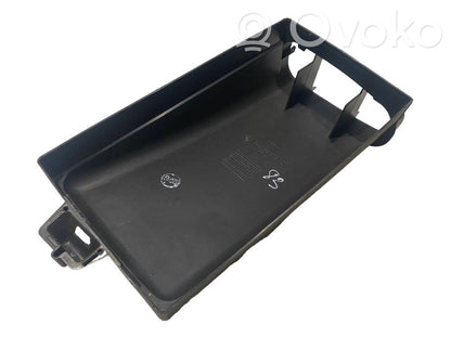 Salona gaisa mezgla plastmasas korpuss