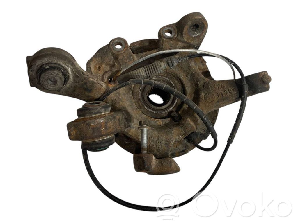 Aizmugurē riteņa rumbas vārpstas šarnīrs (stupica, capfa)