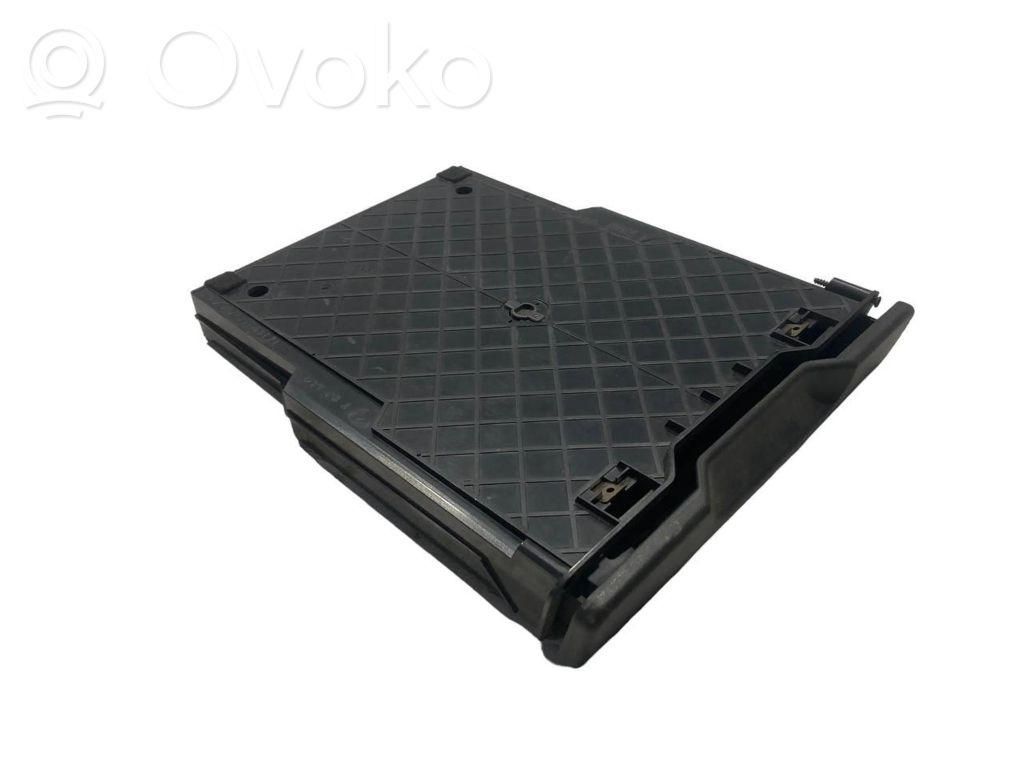 Подстаканник (сзади)