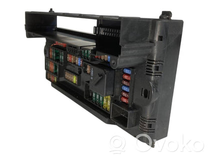 Fuse block