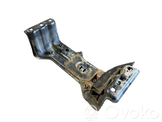 Pārnesumkārbas stiprinājuma kronšteins