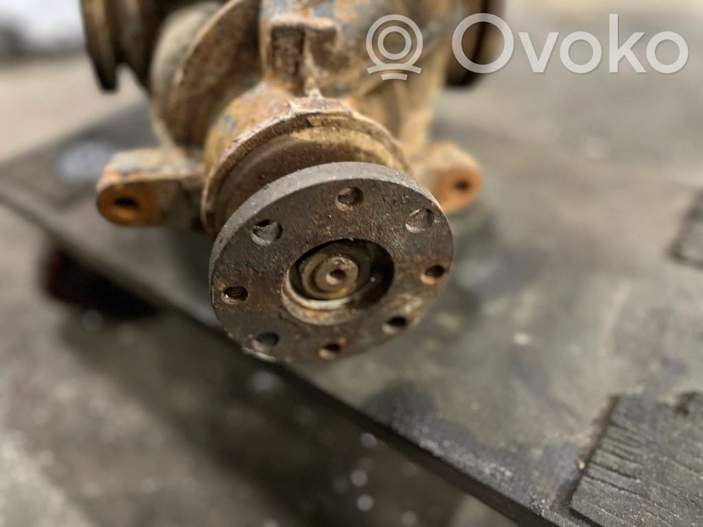 Aizmugurējais reduktors