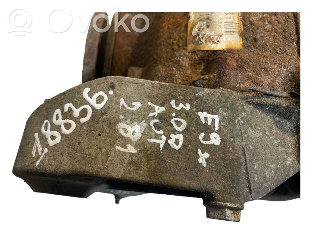 Aizmugurējais reduktors