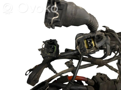 Dzinēja vadu instalācija