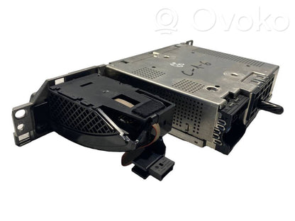 Радио / CD/DVD-плеер / навигация