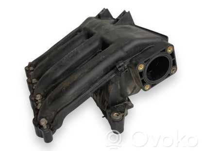 Впускной коллектор