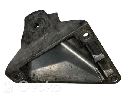 Dzinēja nostiprināšanas stiprinājums-kronšteins