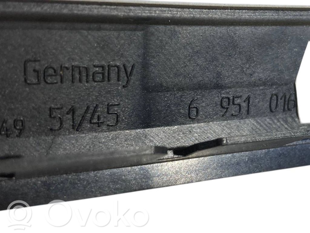 Salona dekoratīvās apdares komplekts