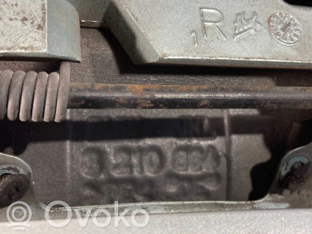 Внешняя ручка открывания