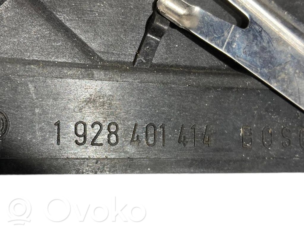 Dzinēja vadu instalācija