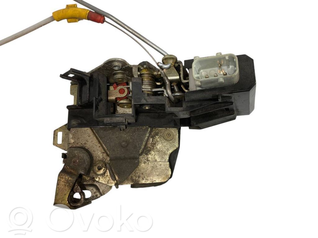 Aizmugurē slēdzene