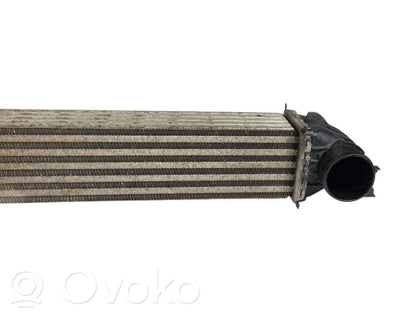 Starpdzesētāja radiators