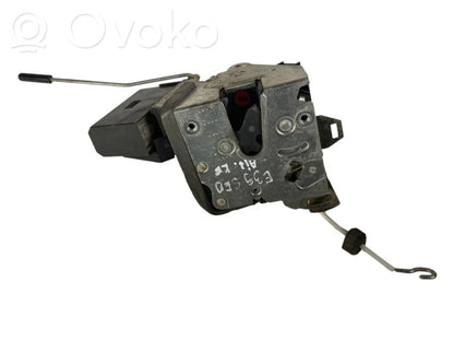 Aizmugurē slēdzene