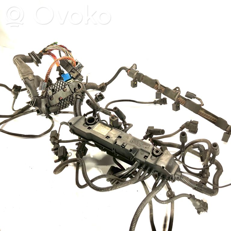 Dzinēja vadu instalācija