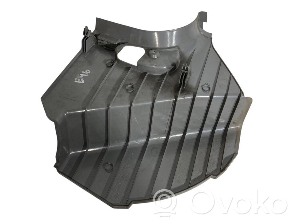 Side decorative trim for the footwell