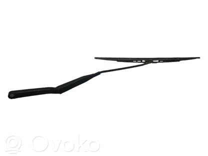 Windshield wiper arm