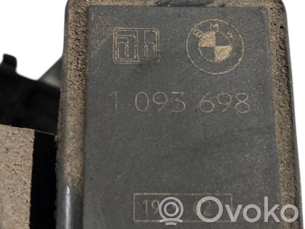 Augstuma sensors (priekšējo lukturu)