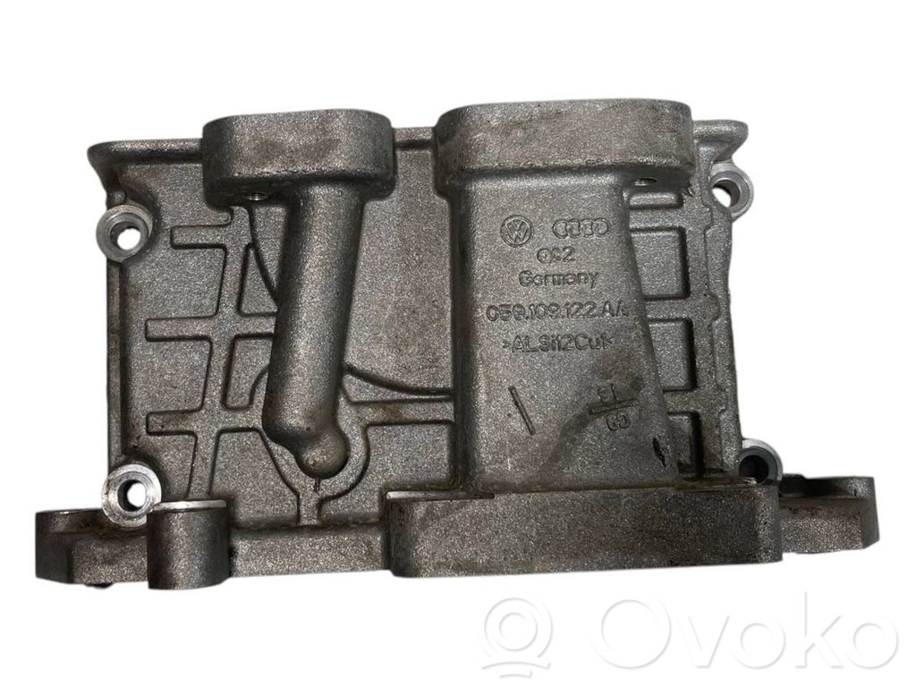 Sadales vārpstas piedziņas ķēdes vāciņš