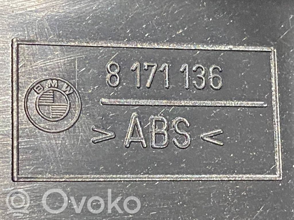 Mantu nodalījums stumbrs