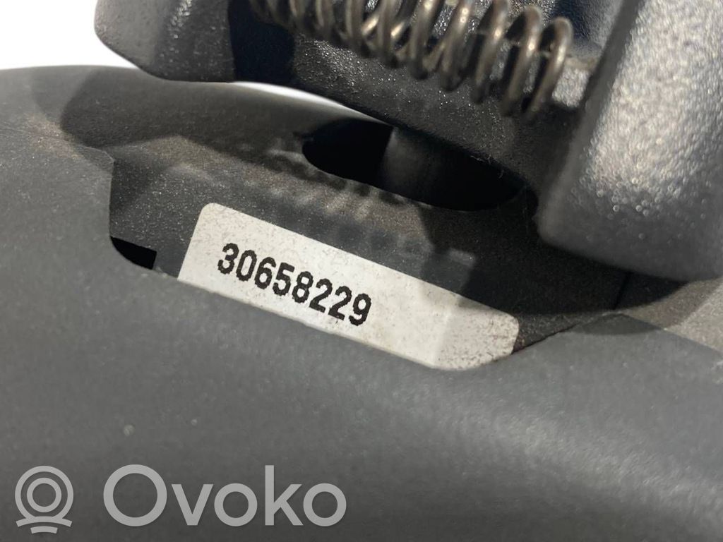 Atpakaļskata spogulis (salonā)