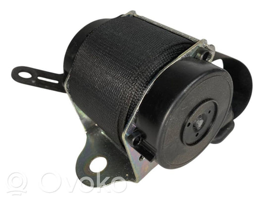 Задний ремень безопасности