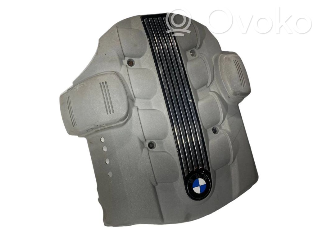 Крышка двигателя (декоративная отделка)