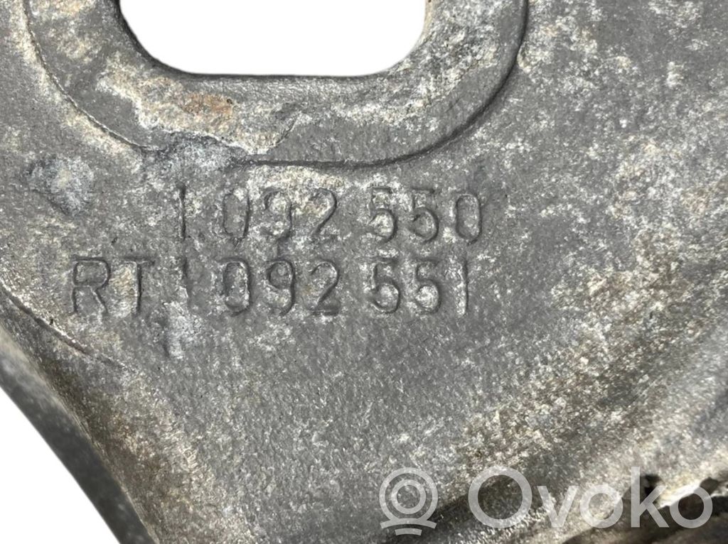 Кронштейн крепления трансмиссии