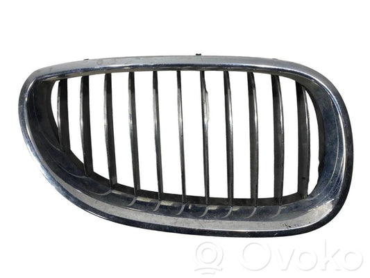 Top grille