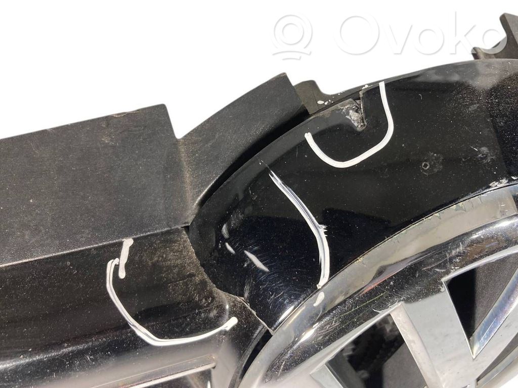 Priekšējais režģis