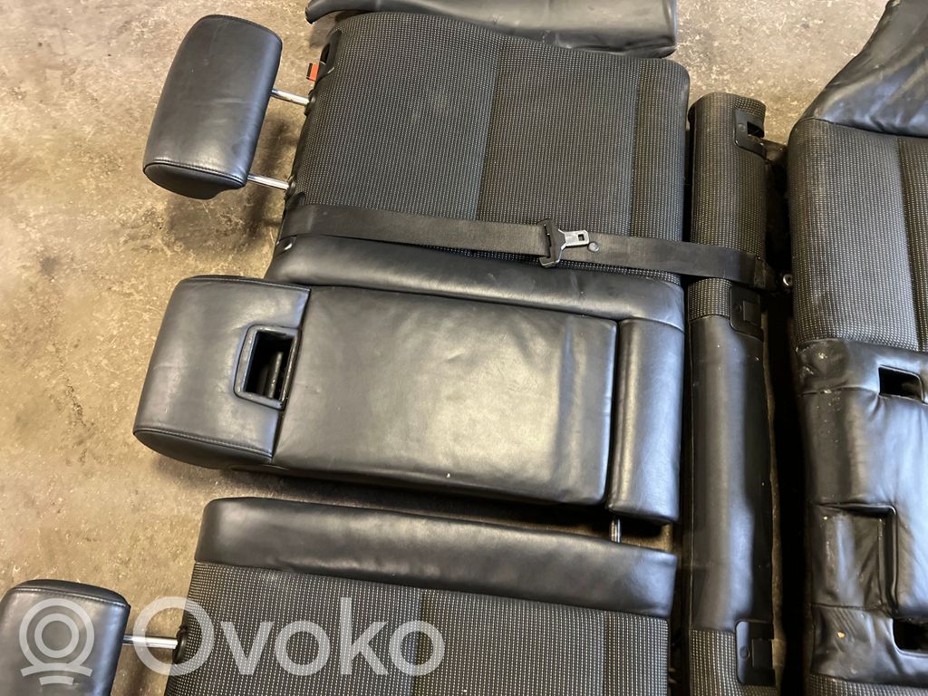 Комплект сидений