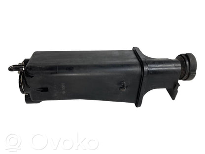 Dzesēšanas šķidruma izplešanās tvertne