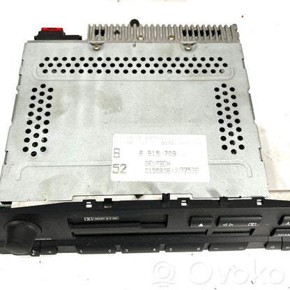 Radio / CD/DVD atskaņotājs / navigācija