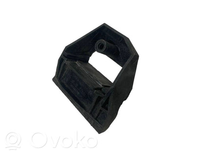 Radiatora (-u) turētājs / kronšteins