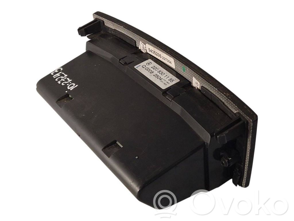 Gaisa kondicioniera / klimata kontroles / salona apsildes vadības bloks (salonā)