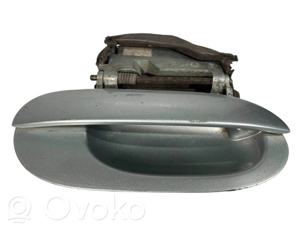 External opening handle