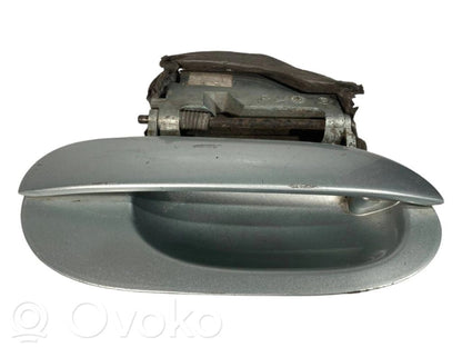 External opening handle